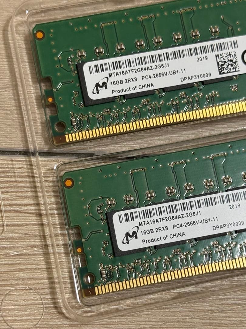 【美品】Crucial 32GB DDR4 2666 16GB×2枚