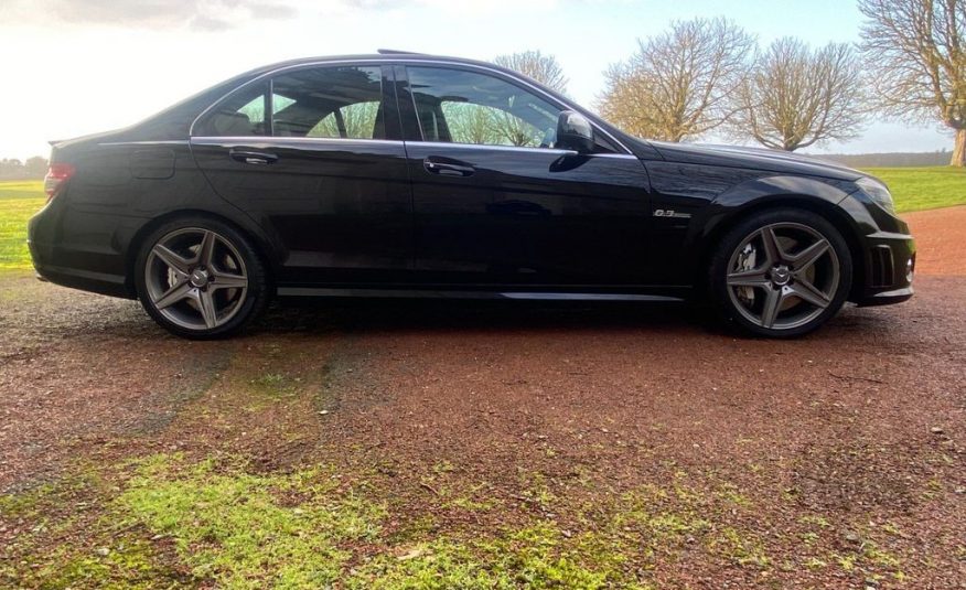 Mercedes-Benz C Class 6.3 C63 AMG 7G-Tronic 4dr